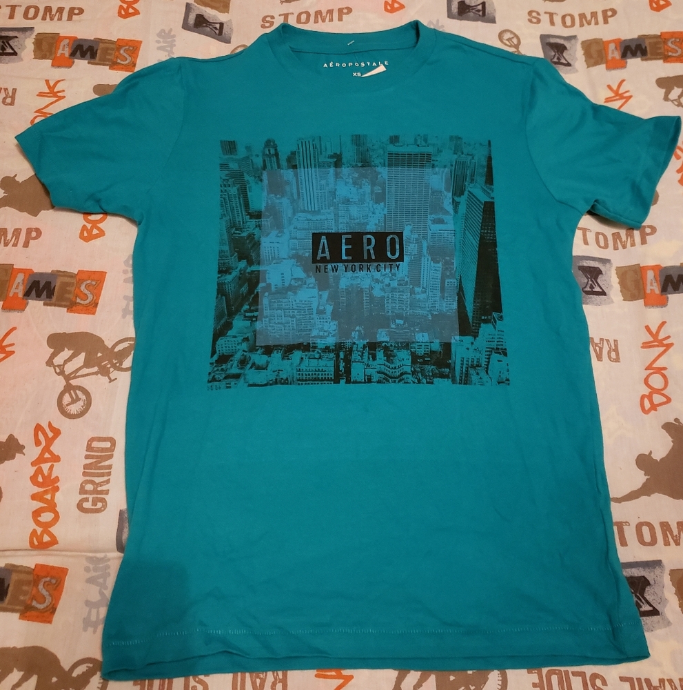 🗽Aeropostale Teal New York City Graphic Tee🗽